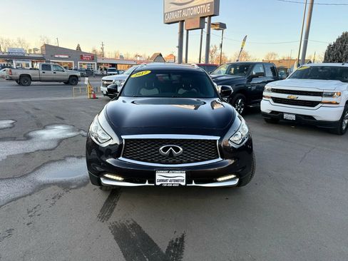 Used 2017 INFINITI QX70 AWD w/ Limited Package image 4