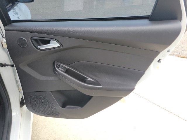 Used 2014 Ford Focus ST w/ Equipment Group 202A FWD image 21