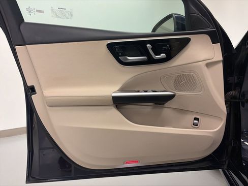 Used 2022 Mercedes-Benz C 300 4MATIC Sedan image 15
