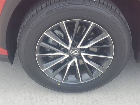 Certified 2024 Lexus NX 250 FWD w/ Towing Package (2000 Lbs) image 6