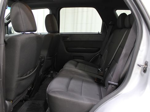 Used 2010 Ford Escape XLT image 20
