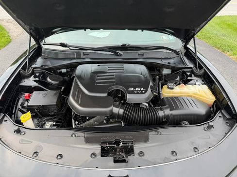 Used 2019 Dodge Charger SXT AWD/4WD image 53