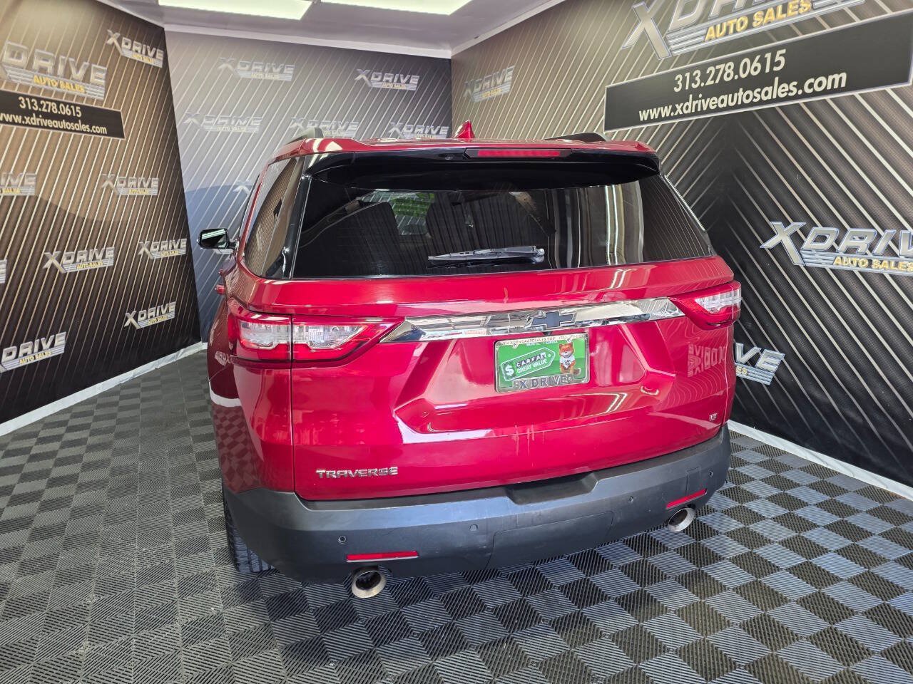 Used 2019 Chevrolet Traverse LT FWD image 12