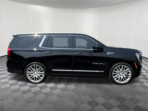 Used 2025 GMC Yukon Denali w/ Denali Reserve Package AWD/4WD image 7
