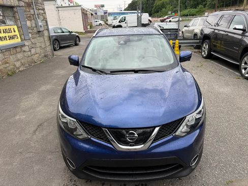 Used 2018 Nissan Rogue Sport SL w/ SL Premium Package AWD/4WD image 5