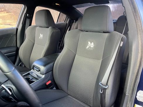 Used 2016 Dodge Charger R/T Scat Pack w/ Beats Audio Group image 9