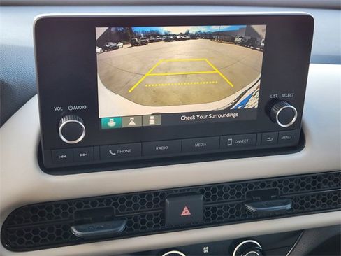 Used 2024 Honda HR-V LX image 18