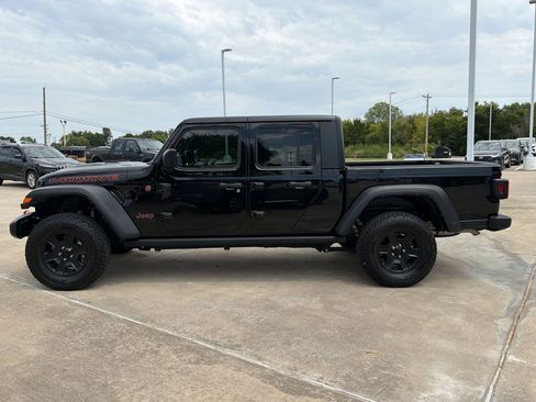Used 2022 Jeep Gladiator Mojave w/ Trailer Tow Package AWD/4WD image 2