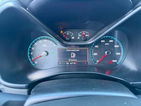 Used 2019 Chevrolet Colorado Z71 AWD/4WD image 11