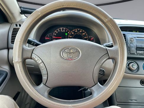 Used 2005 Toyota Camry LE w/ Fleet Convenience Pkg FWD image 14