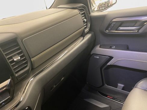 Used 2022 Chevrolet Silverado 1500 ZR2 w/ Technology Package image 19