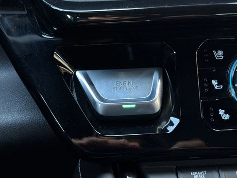 Certified 2025 GMC Sierra 2500 AT4X image 23