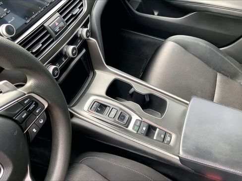 Used 2018 Honda Accord Hybrid image 16