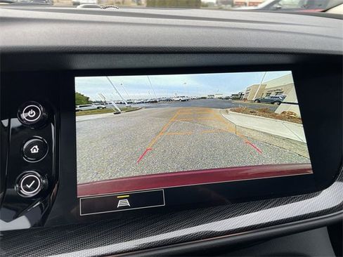 Used 2023 Buick Envision Preferred image 19