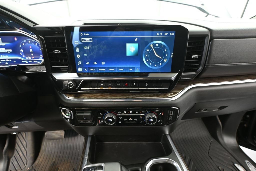 Used 2024 Chevrolet Silverado 1500 RST AWD/4WD image 25