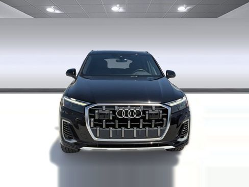 Certified 2025 Audi Q7 2.0T Premium AWD/4WD image 6