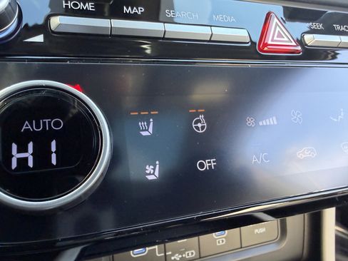 New 2026 Hyundai Tucson Limited image 40