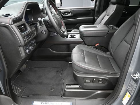 Certified 2024 Chevrolet Tahoe RST w/ Luxury Package image 17