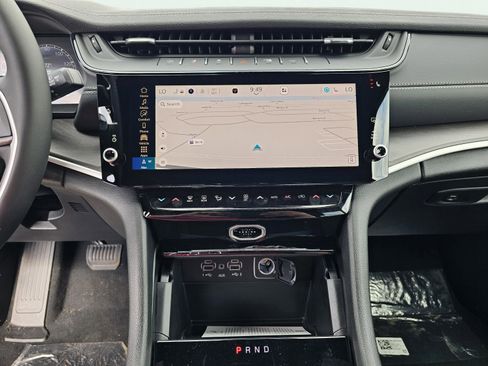 New 2026 Jeep Grand Cherokee L Limited RWD image 25