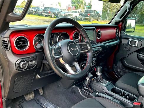Used 2021 Jeep Wrangler Unlimited Rubicon AWD/4WD image 19