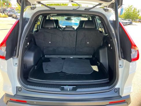 Used 2024 Honda CR-V Sport Touring image 12