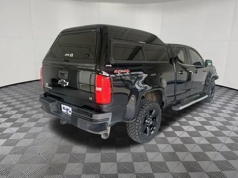Used 2016 Chevrolet Colorado LT w/ Midnight Edition AWD/4WD image 9