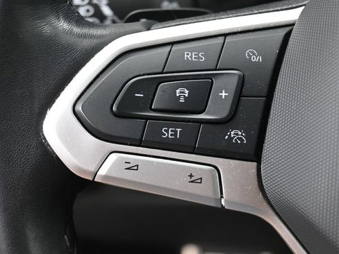 Used 2024 Volkswagen Atlas SEL Premium R-Line AWD/4WD image 17
