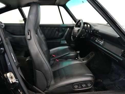Used 1991 Porsche 911 Carrera image 32