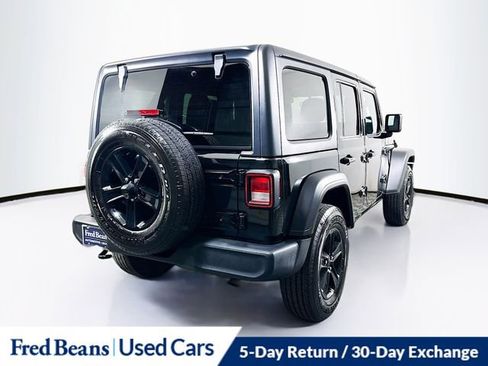 Used 2022 Jeep Wrangler Unlimited Sport AWD/4WD image 8