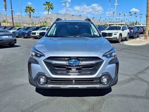 Certified 2025 Subaru Outback Premium AWD/4WD image 8