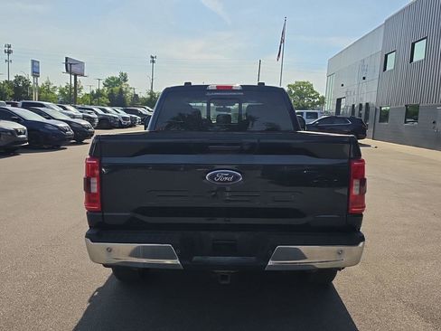 Used 2022 Ford F150 XLT w/ Equipment Group 302A High AWD/4WD image 4