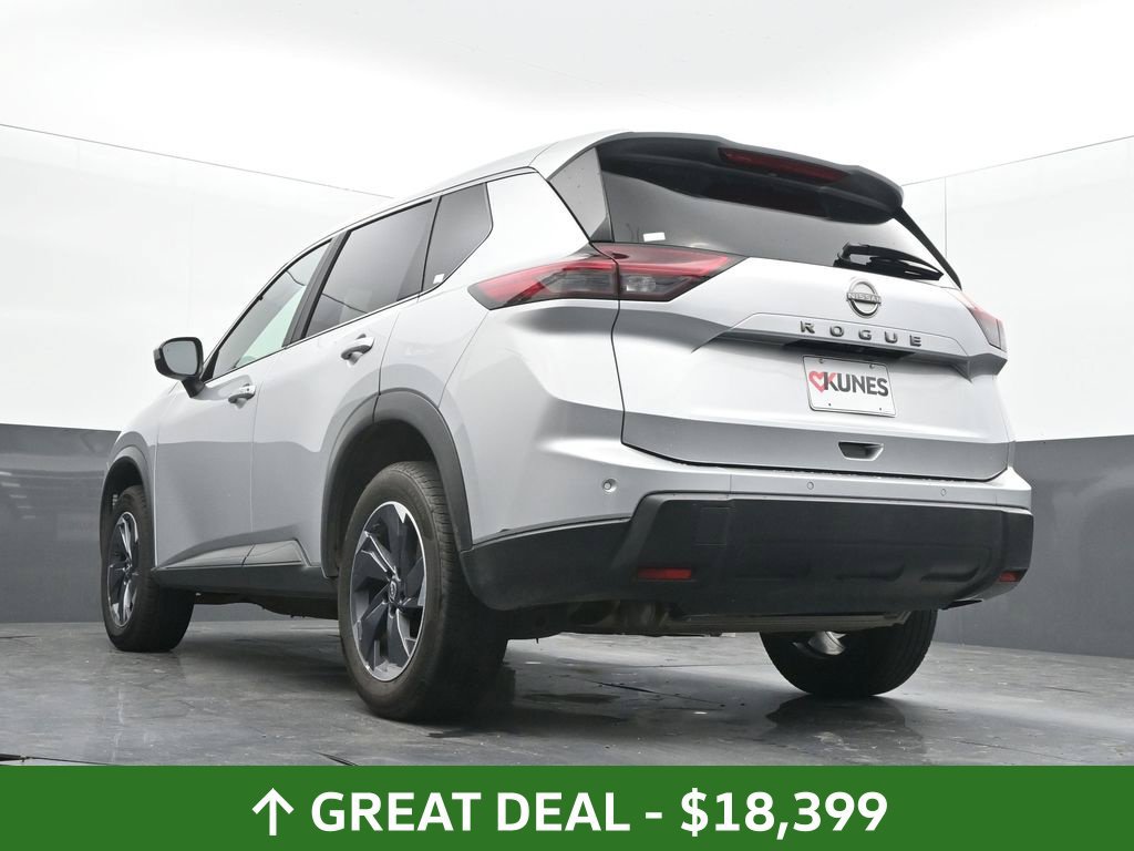 Used 2025 Nissan Rogue SV FWD image 45