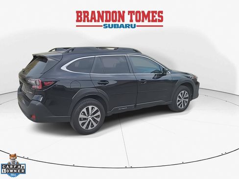 Used 2025 Subaru Outback Premium AWD/4WD image 9