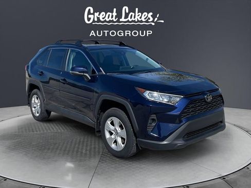 Used 2021 Toyota RAV4 XLE w/ XLE Grade Weather Package AWD/4WD image 7