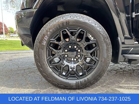 Used 2024 GMC Hummer EV 2X AWD/4WD image 32