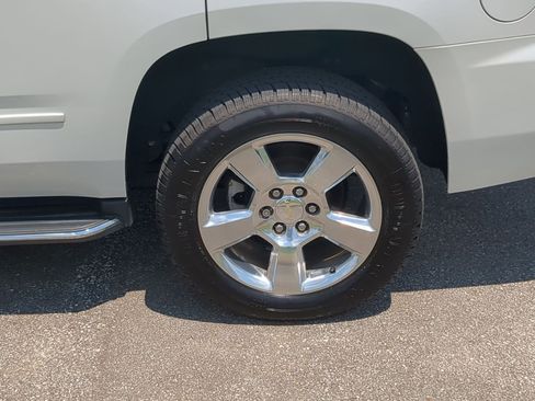 Used 2016 Chevrolet Tahoe LTZ RWD image 10