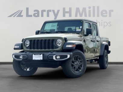 New 2026 Jeep Gladiator Sport