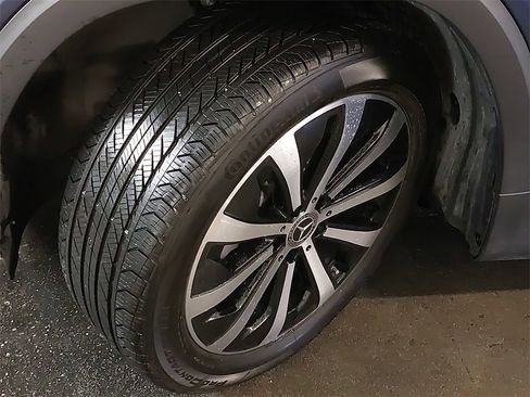 Used 2022 Mercedes-Benz GLB 250 GLB 250 image 29