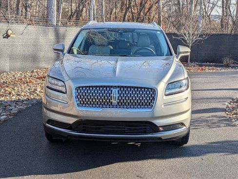 Certified 2023 Lincoln Nautilus AWD w/ Premium Package image 9
