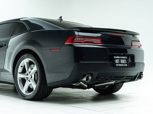 Used 2015 Chevrolet Camaro SS w/ RS Package image 19