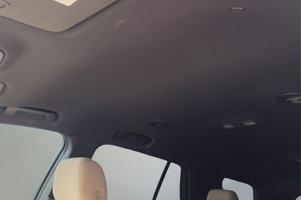 Used 2023 Chevrolet Traverse LS FWD image 17