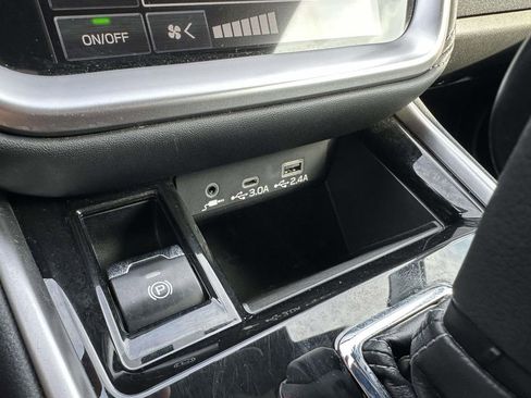 Certified 2023 Subaru Outback Premium image 20