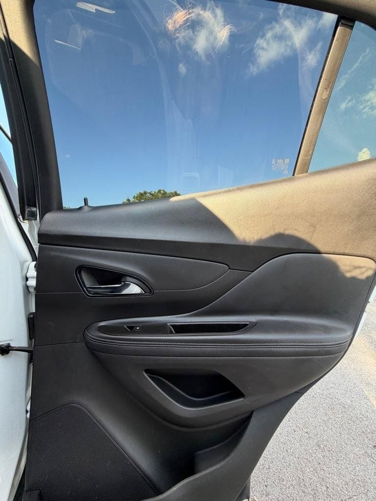 Used 2017 Buick Encore Preferred FWD image 16