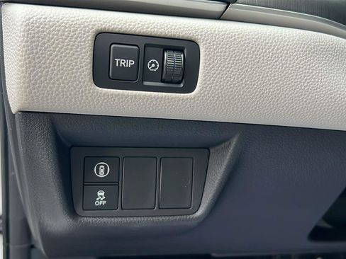 Used 2019 Honda Accord LX image 22