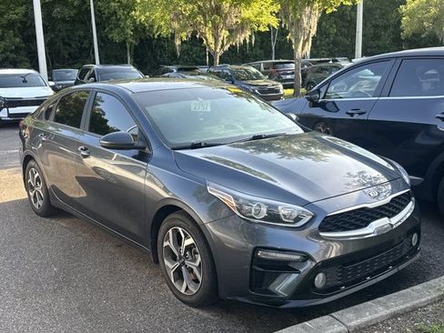 Used 2020 Kia Forte LXS FWD image 3