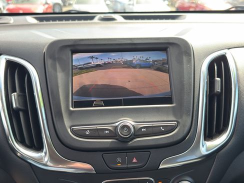 Used 2024 Chevrolet Equinox LT FWD image 21