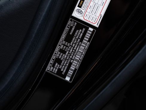 Used 2021 McLaren GT image 28