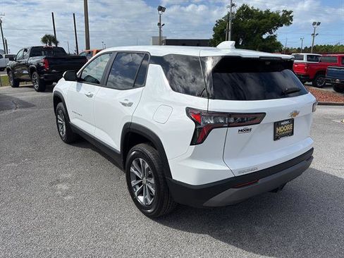 New 2026 Chevrolet Equinox LT w/ Convenience Package II FWD image 6