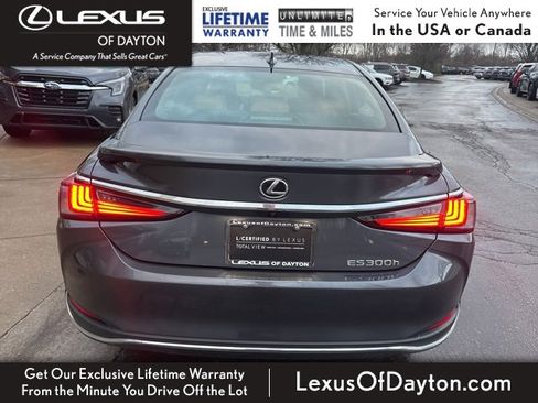 Certified 2025 Lexus ES 300h w/ Luxury Package image 4
