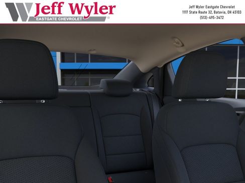 New 2023 Chevrolet Malibu LT FWD image 25
